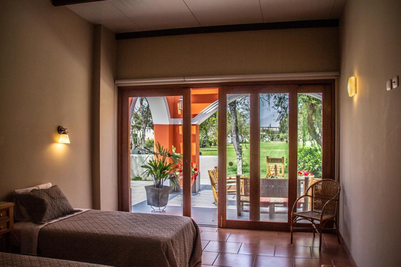 Monteverde Boutique Hotel パカズマヨ エクステリア 写真